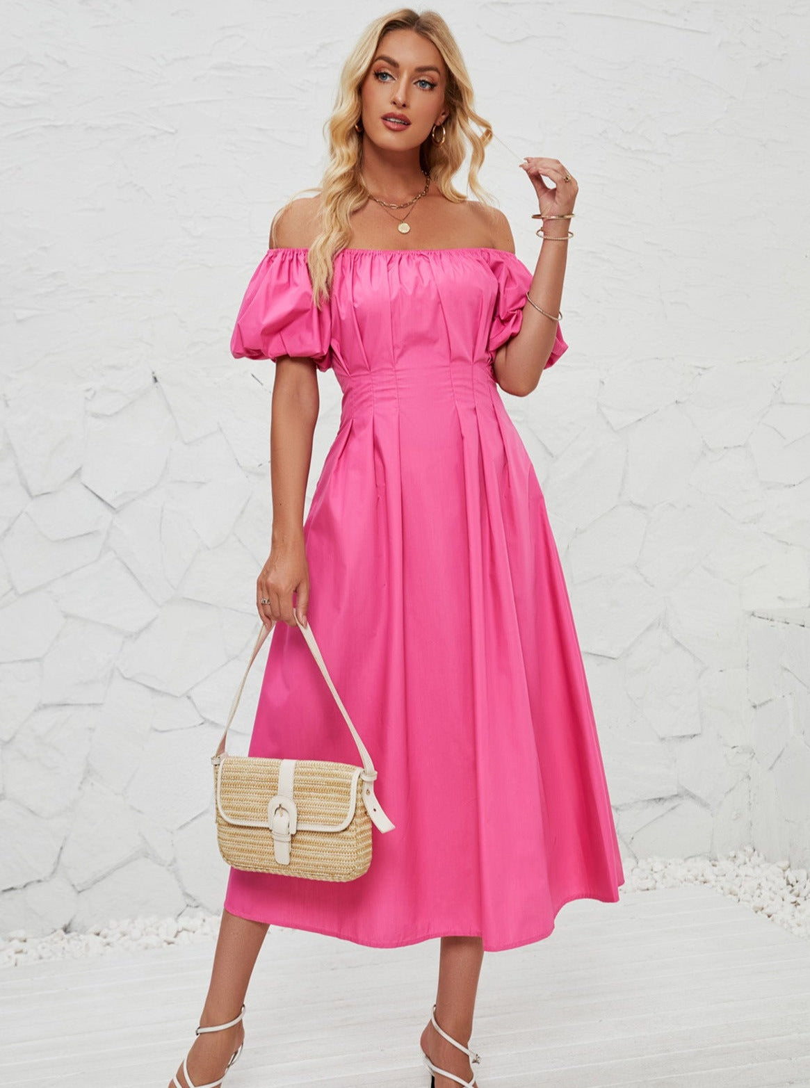 Off Shoulder Bell Sleeved Midi-kjole 