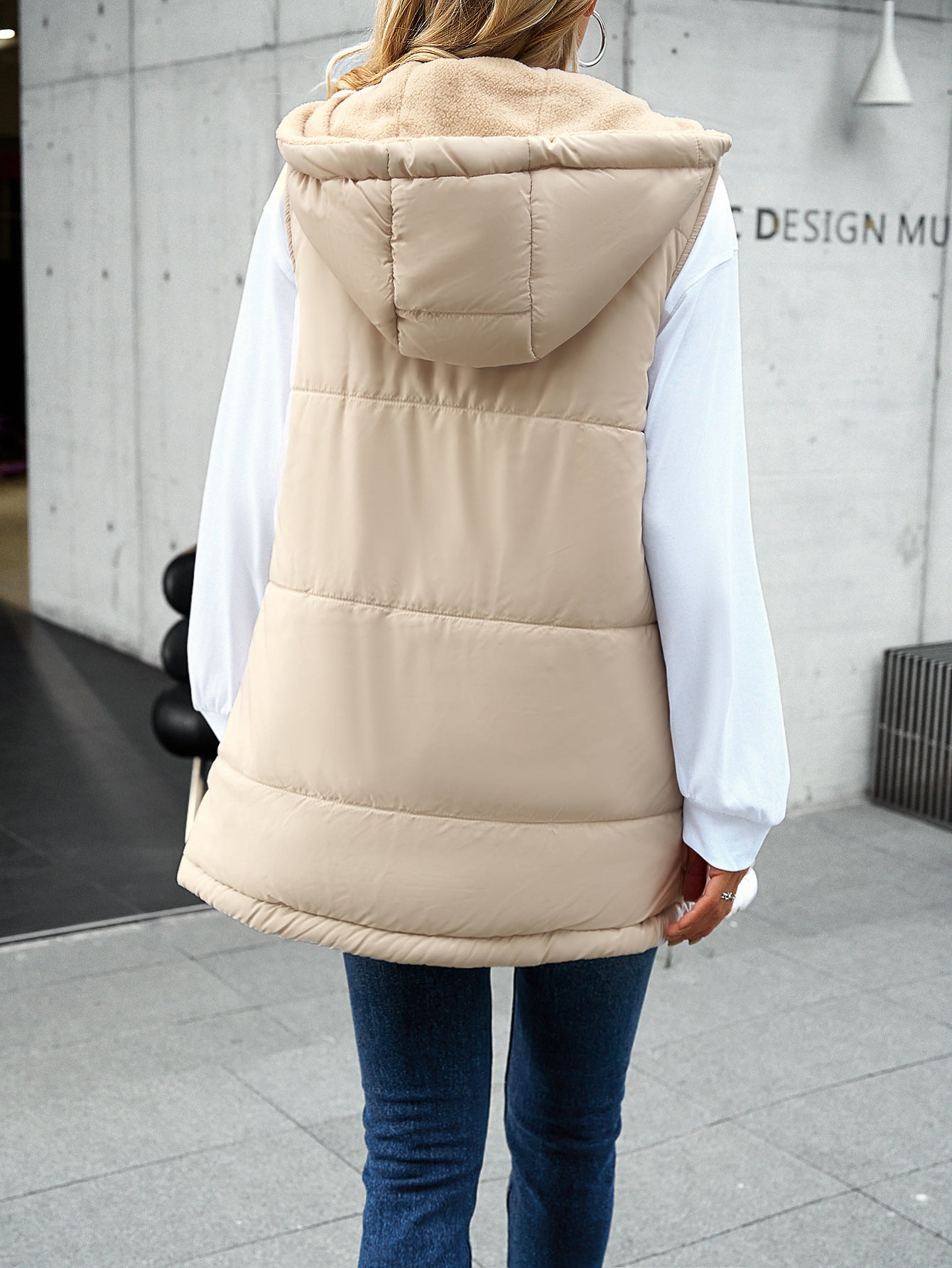 Vibrant Puffer Vest with Sherpa Lining for Chilly Days