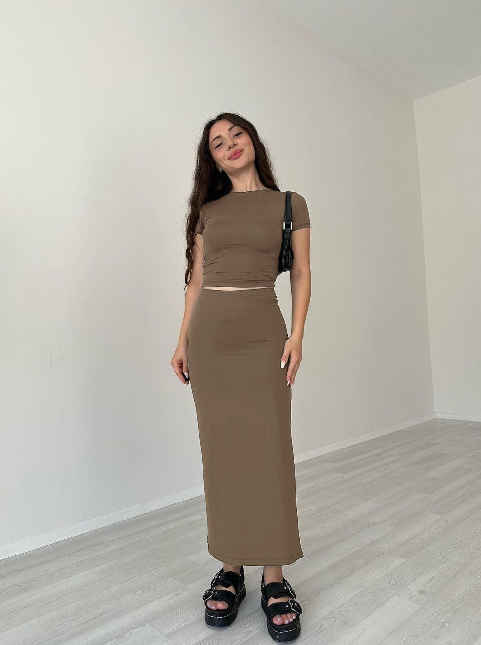 Casual Khaki rundhalset Crop Top og Nederdel Sæt