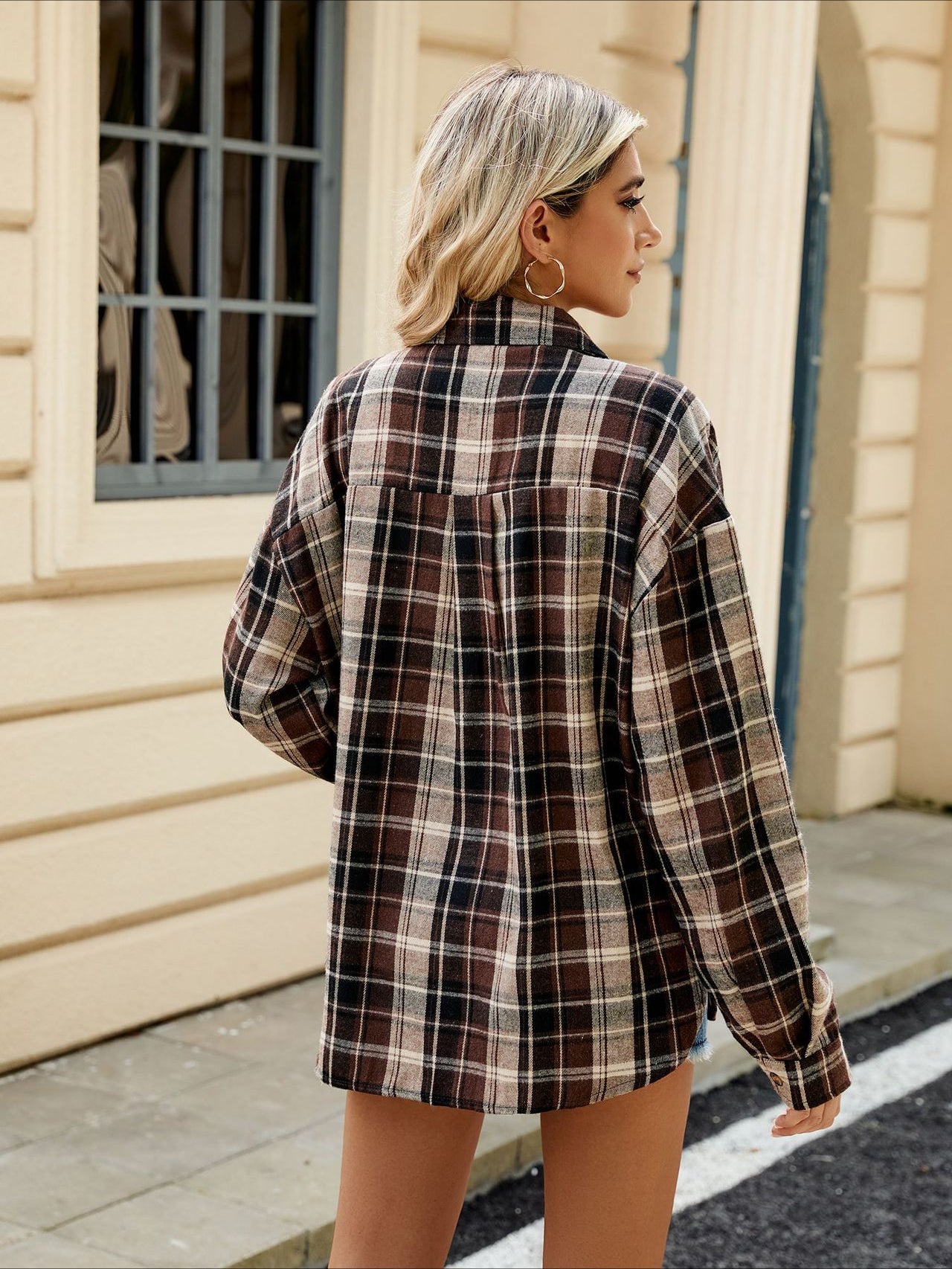 Langærmet oversized plaid skjorte med lommer